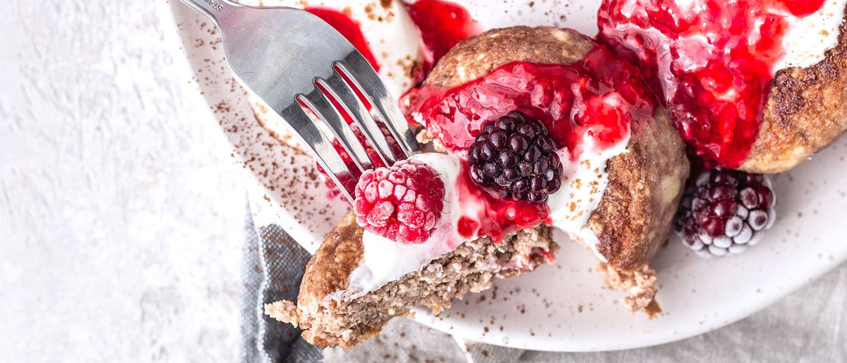 Fluffly pancakes proteicos, las tortitas saludables más esponjosas