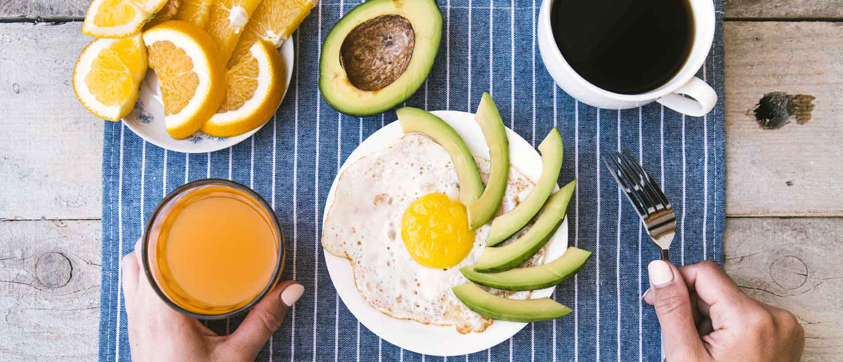 Los beneficios de incluir proteínas en el desayuno
